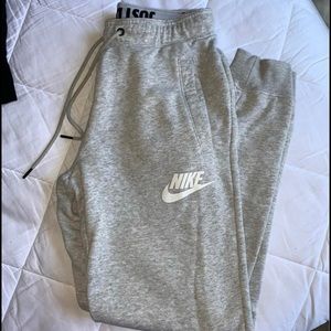 Xs Nike Grey Sweatpants